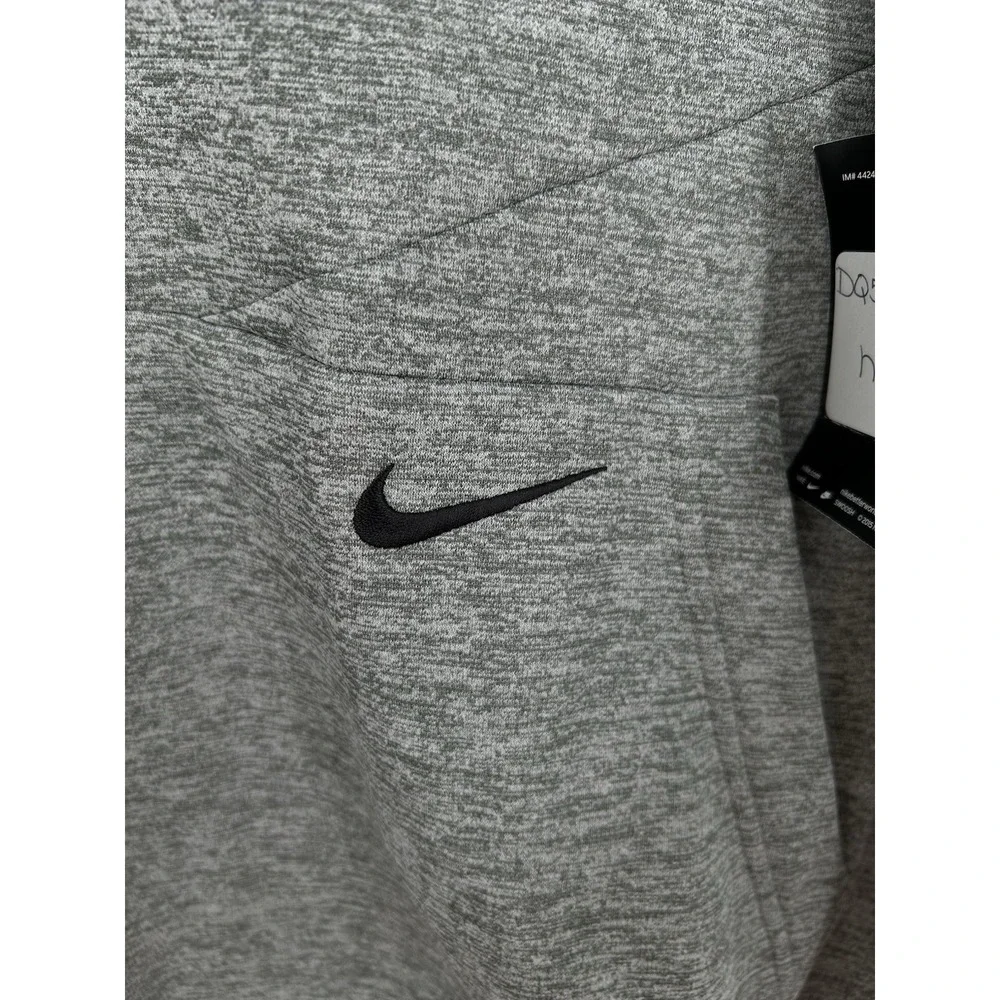 Nike Fitness Therma Fit Hoodie Sweatshirt Big Swoosh Graphic‎ DQ5401-063 Medium
